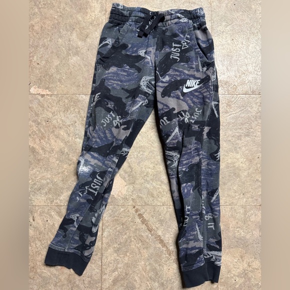 nike sweatpants boys - Picture 1 of 2